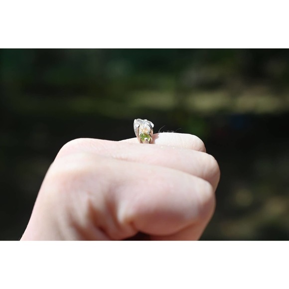 Raw Peridot and Lake County diamond engagement ring size 3 4 5 6 7 8 9 1… - Picture 3 of 5